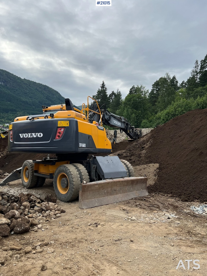Volvo EW160D - Pelle sur pneus: photos 2 Volvo EW160D - Pelle sur pneus: photos 2