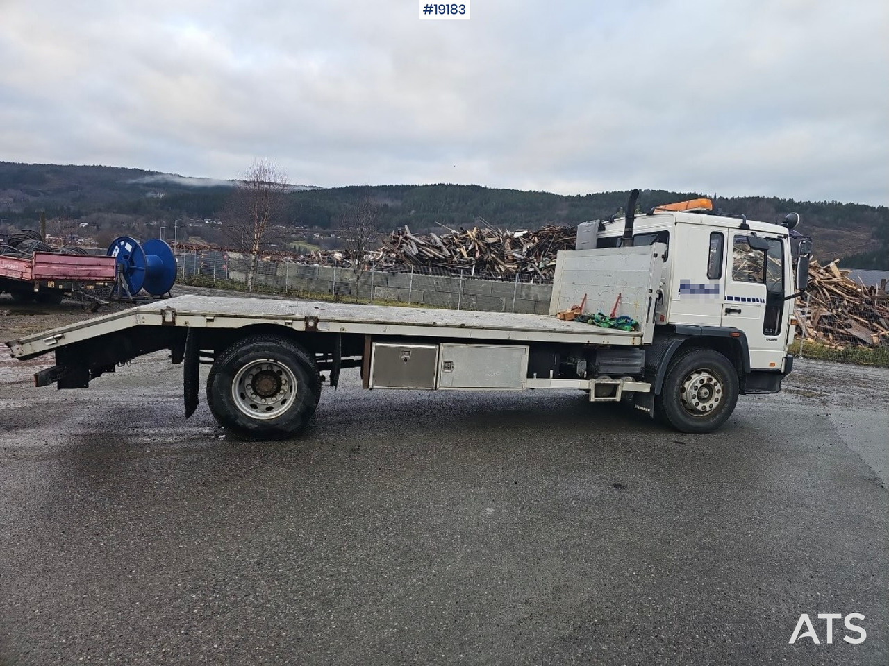 Volvo FL6 - Camion plateau: photos 3 Volvo FL6 - Camion plateau: photos 3