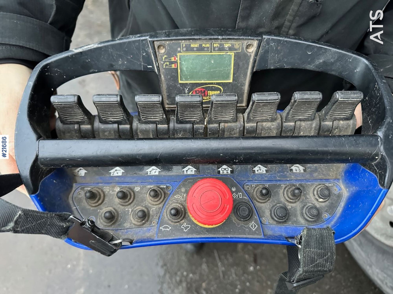 Camion grue Volvo FM12 Globetrotter 6x4 kranbil m/ bak montert 18 t/m kran og vinsj. SE VIDEO: photos 31