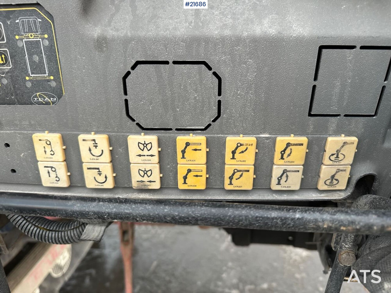 Camion grue Volvo FM12 Globetrotter 6x4 kranbil m/ bak montert 18 t/m kran og vinsj. SE VIDEO: photos 34