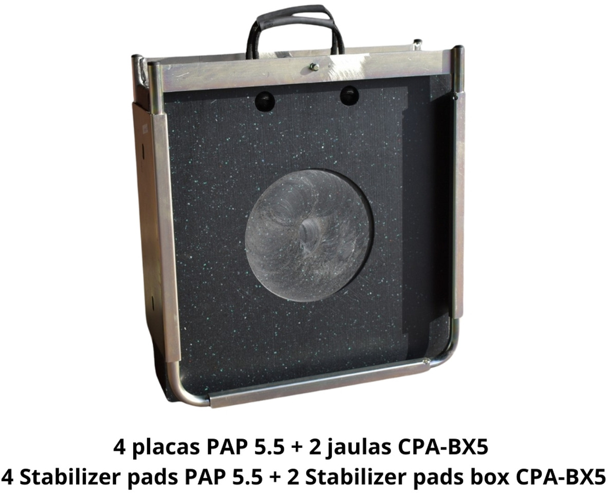 Pièces de rechange pour Grue auxiliaire neuf 4 Stabilizer Pads PAP 5.5 + 2 Boxes CPA-BX5 OF-4-4P2J: photos 1