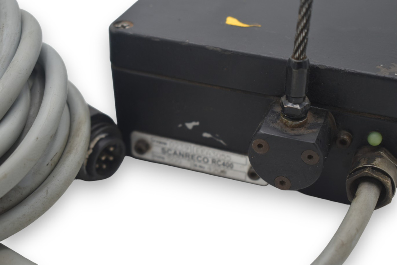 Scanreco P1 Type 500 Antenna Box EEA 3055-U - Pièces de rechange pour Grue auxiliaire: photos 4 Scanreco P1 Type 500 Antenna Box EEA 3055-U - Pièces de rechange pour Grue auxiliaire: photos 4