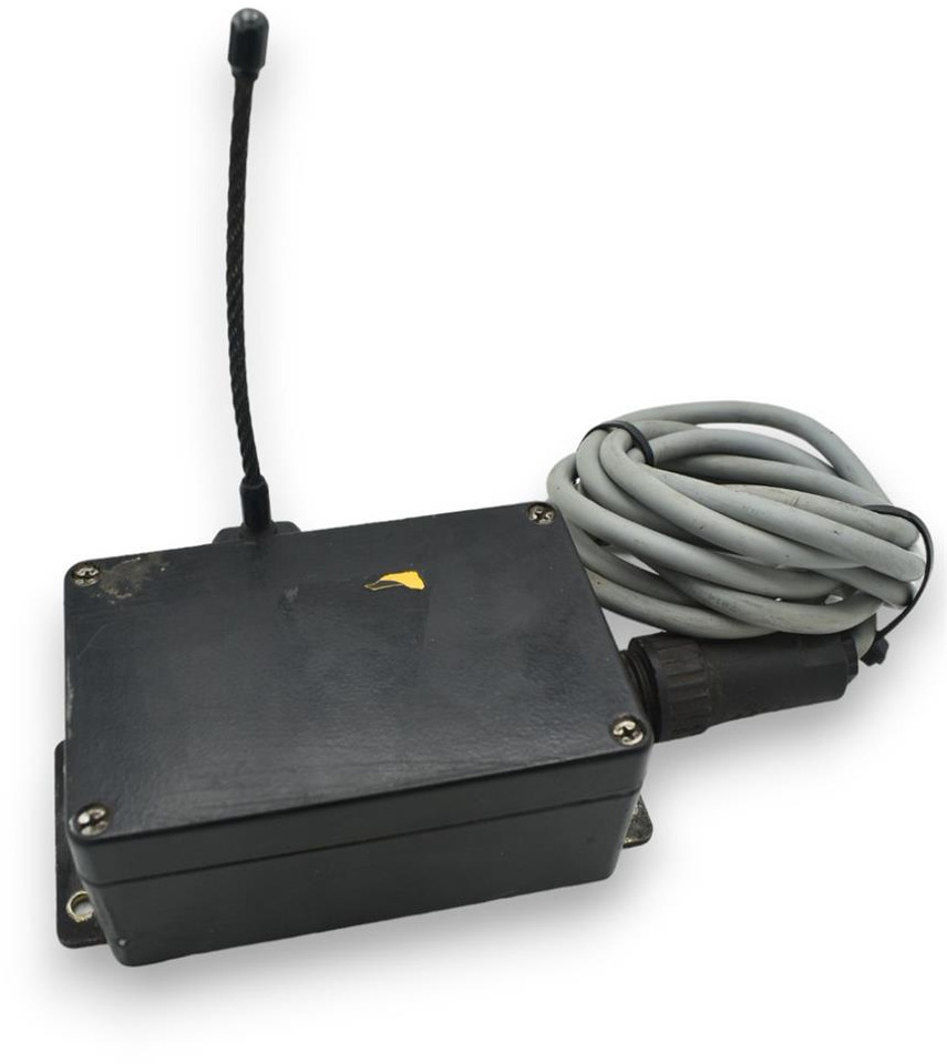 Scanreco P1 Type 500 Antenna Box EEA 3055-U - Pièces de rechange pour Grue auxiliaire: photos 1 Scanreco P1 Type 500 Antenna Box EEA 3055-U - Pièces de rechange pour Grue auxiliaire: photos 1