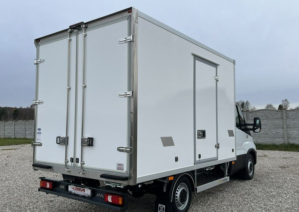 Iveco Daily - Utilitaire frigorifique: photos 4 Iveco Daily - Utilitaire frigorifique: photos 4