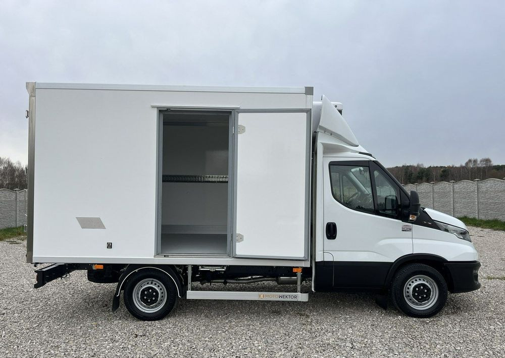 Iveco Daily - Utilitaire frigorifique: photos 5 Iveco Daily - Utilitaire frigorifique: photos 5