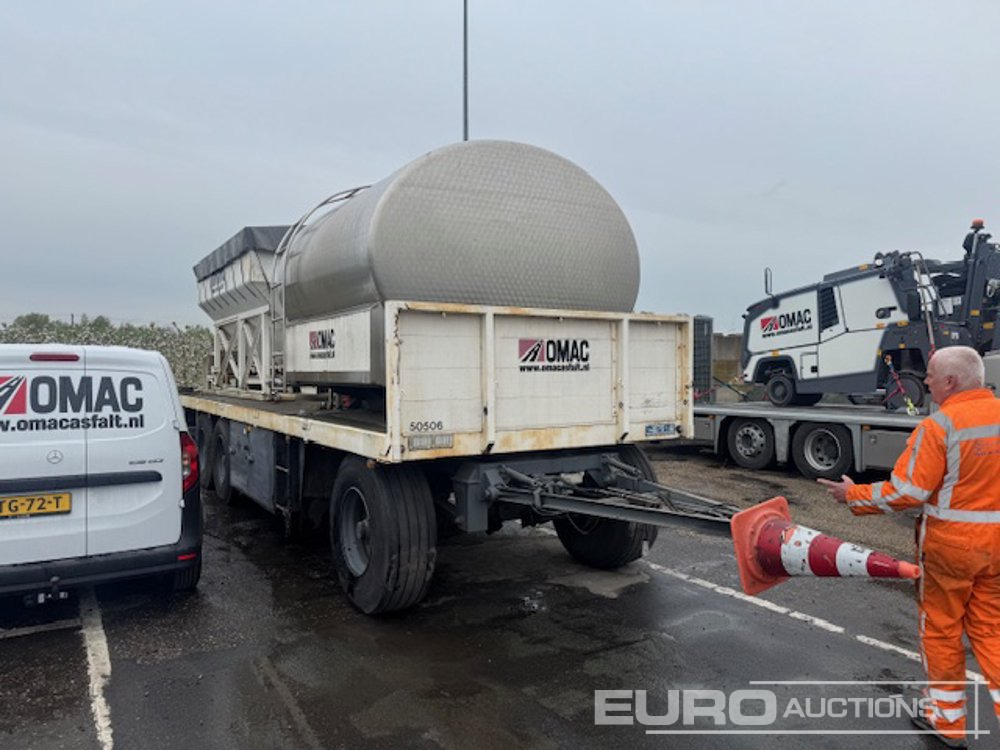 1988 JUMBO TV280C Tri-axle Split Spreader Trailer, Watertank, Hatz 1D41C engine, Conveyorbelt (Dutch Export Docs. Available) - Remorque isothermique: photos 5 1988 JUMBO TV280C Tri-axle Split Spreader Trailer, Watertank, Hatz 1D41C engine, Conveyorbelt (Dutch Export Docs. Available) - Remorque isothermique: photos 5