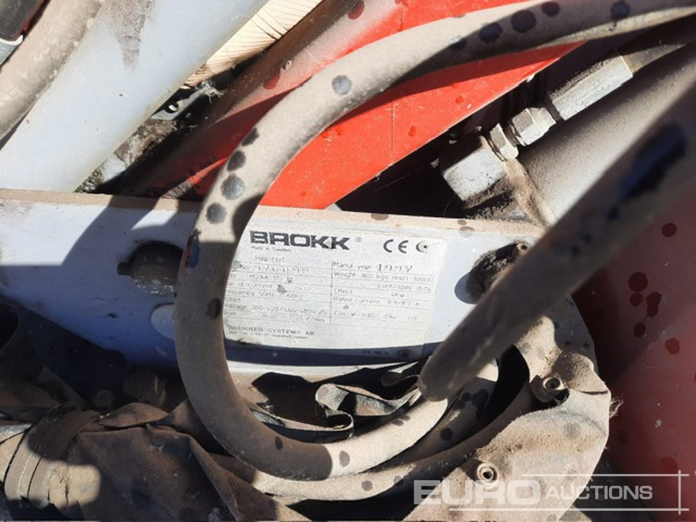 1997 Brokk Mini Cut Remote Controlled Robotic Excavator, Rubber Tracked, Piped, All.Piping, QH, Stabilisers - Mini pelle: photos 3 1997 Brokk Mini Cut Remote Controlled Robotic Excavator, Rubber Tracked, Piped, All.Piping, QH, Stabilisers - Mini pelle: photos 3