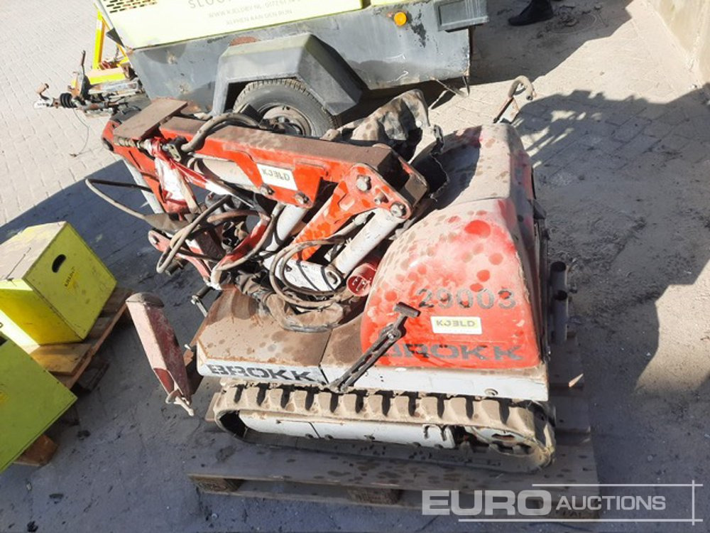 1997 Brokk Mini Cut Remote Controlled Robotic Excavator, Rubber Tracked, Piped, All.Piping, QH, Stabilisers - Mini pelle: photos 1 1997 Brokk Mini Cut Remote Controlled Robotic Excavator, Rubber Tracked, Piped, All.Piping, QH, Stabilisers - Mini pelle: photos 1