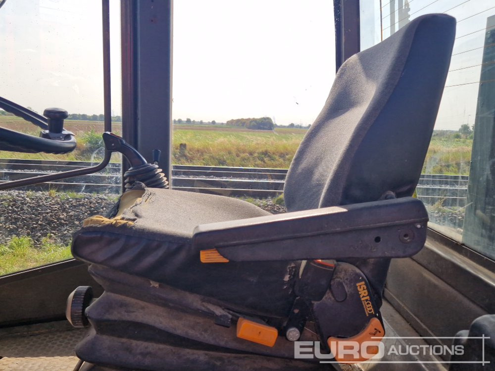 Chargeuse sur pneus 2003 Ahlmann AL85: photos 25