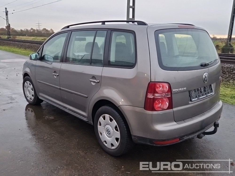 2008 Volkswagen Touran - Voiture: photos 3 2008 Volkswagen Touran - Voiture: photos 3