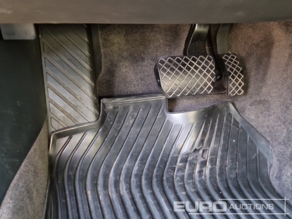 Voiture 2009 Audi A8 3.0 TDI: photos 29