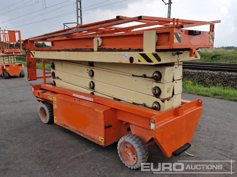 2010 Holland Lift MONOSTAR X-105EL12 Electric Scissor Lift, 10.5m Working Height, 500g Platform Capacity, Extending Deck - Nacelle: photos 3 2010 Holland Lift MONOSTAR X-105EL12 Electric Scissor Lift, 10.5m Working Height, 500g Platform Capacity, Extending Deck - Nacelle: photos 3