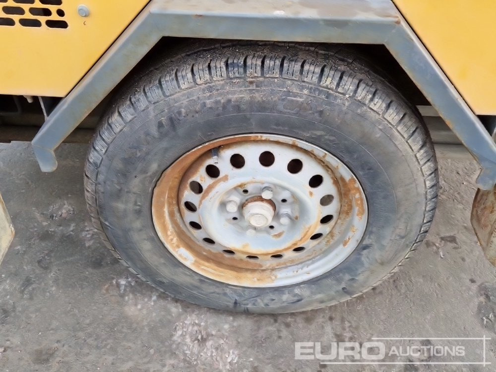 2011 Atlas Copco QLT 40 - Mat d'éclairage: photos 5 2011 Atlas Copco QLT 40 - Mat d'éclairage: photos 5