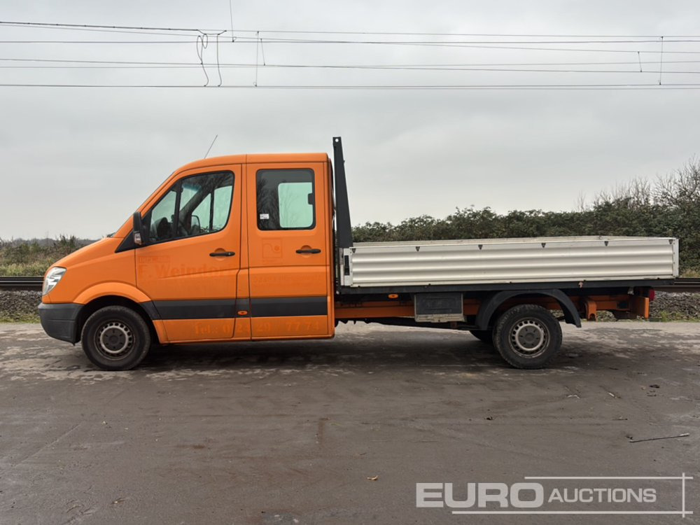2012 Mercedes Benz Sprinter - Utilitaire plateau: photos 2 2012 Mercedes Benz Sprinter - Utilitaire plateau: photos 2