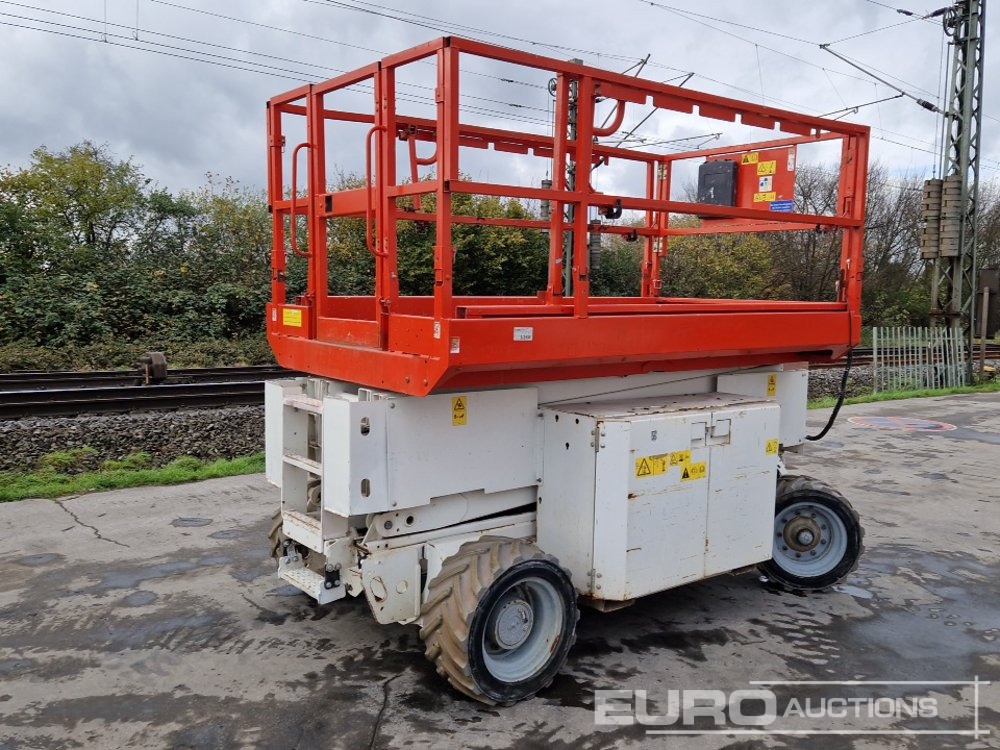 2013 Genie GS-3369DC - Nacelle: photos 1 2013 Genie GS-3369DC - Nacelle: photos 1