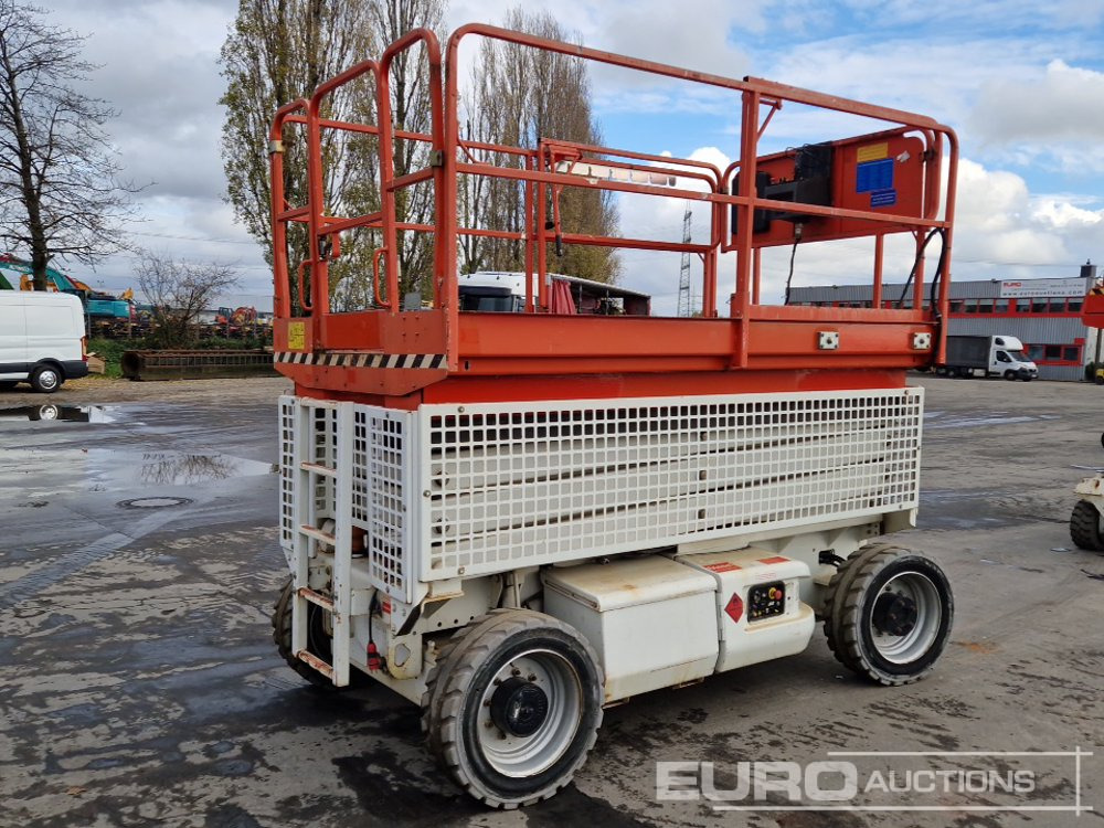 2013 JLG M3369 - Nacelle: photos 4 2013 JLG M3369 - Nacelle: photos 4