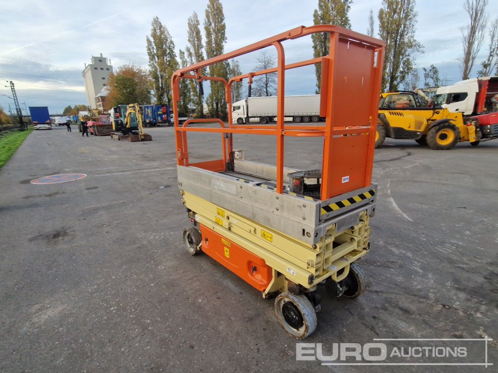 2014 JLG 1930ES - Nacelle: photos 4 2014 JLG 1930ES - Nacelle: photos 4