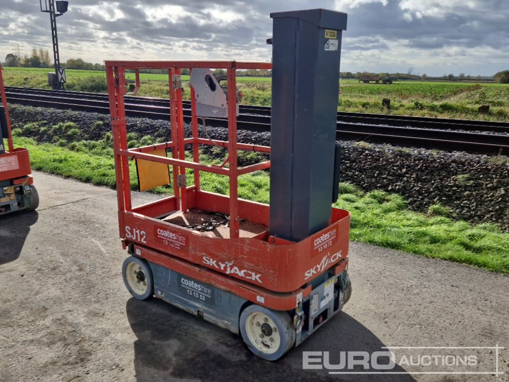 2014 SkyJack SJ12 - Nacelle: photos 3 2014 SkyJack SJ12 - Nacelle: photos 3