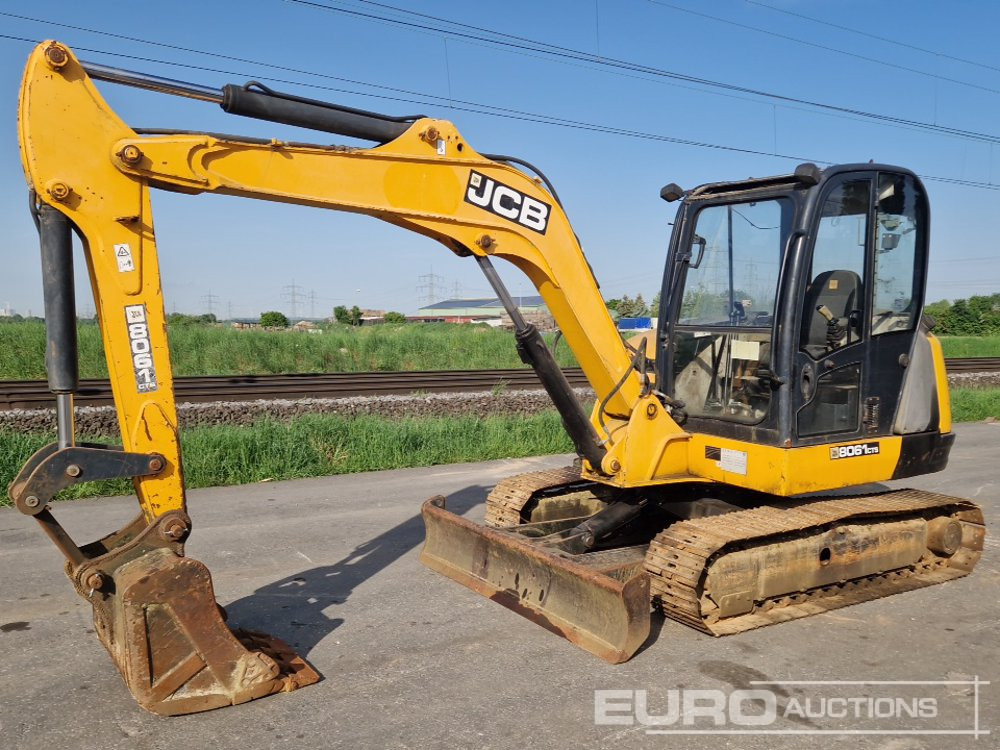2015 JCB 8061CTS - Mini pelle: photos 1 2015 JCB 8061CTS - Mini pelle: photos 1