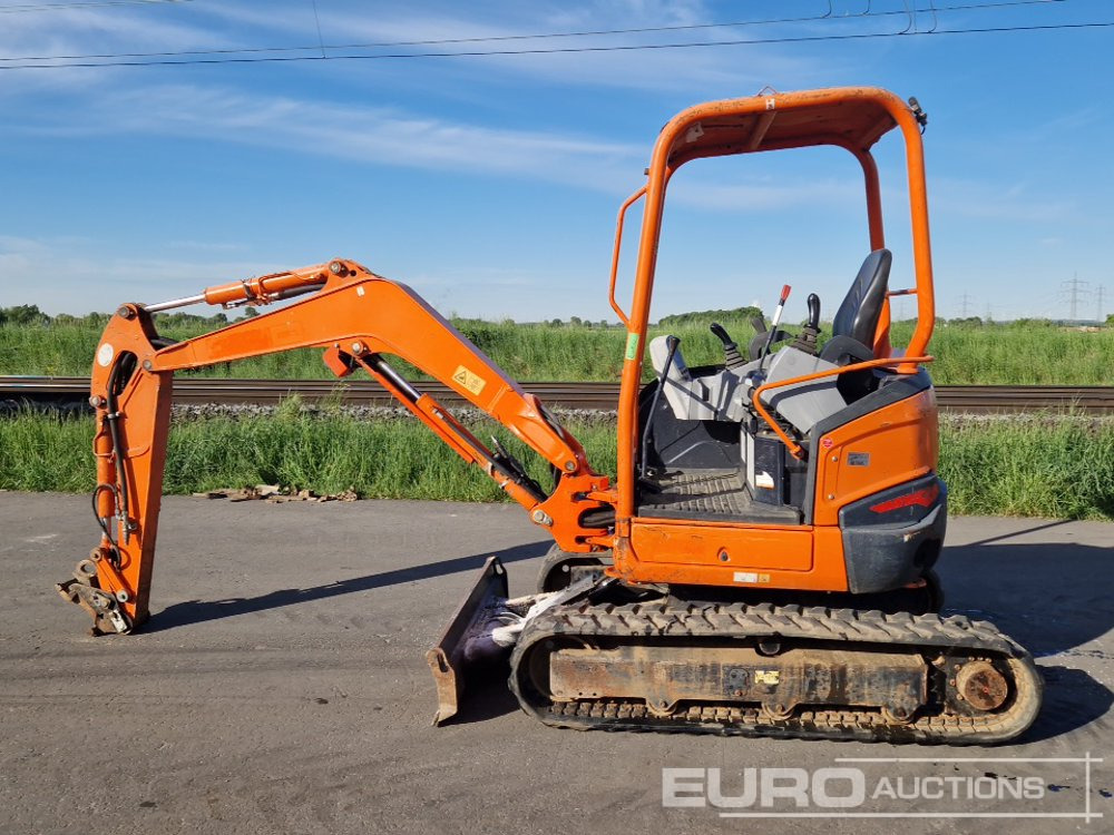 2015 Kubota U27-4 - Mini pelle: photos 2 2015 Kubota U27-4 - Mini pelle: photos 2
