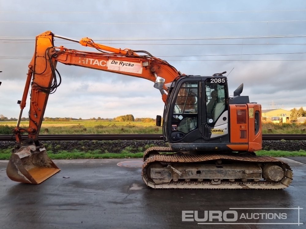 2017 Hitachi ZX135US-6 - Pelle sur chenille: photos 2 2017 Hitachi ZX135US-6 - Pelle sur chenille: photos 2