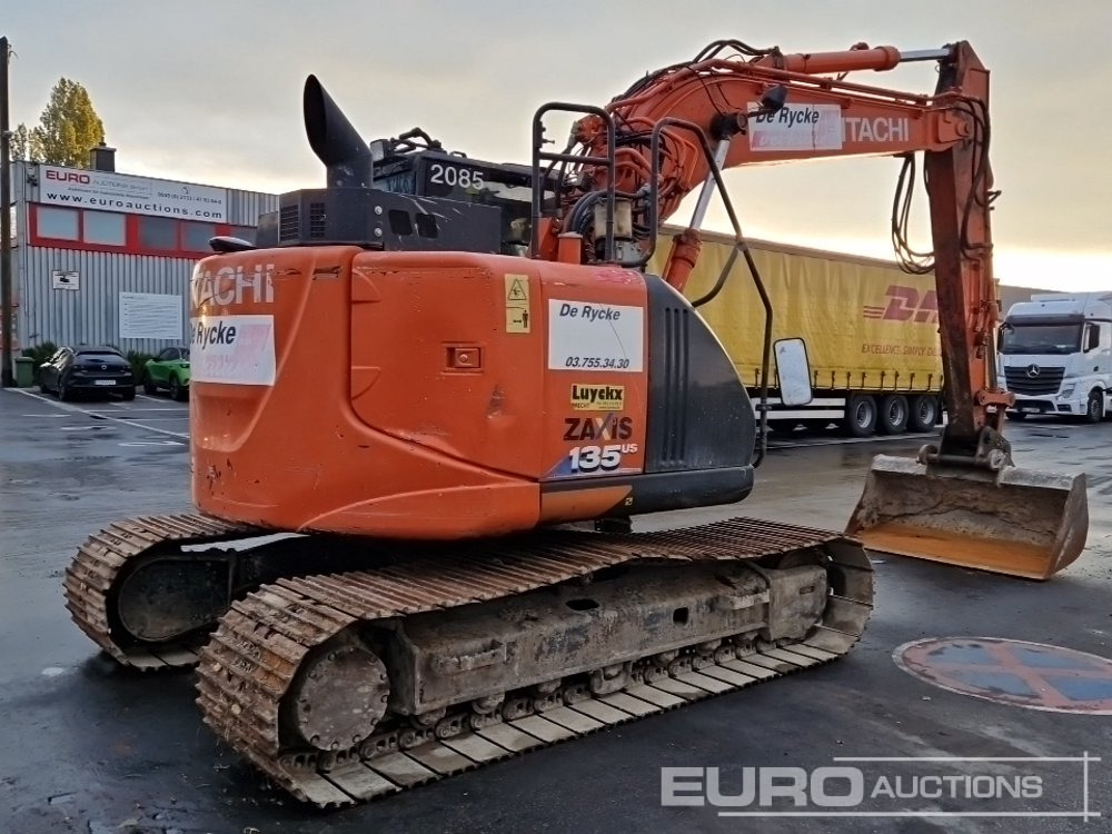 2017 Hitachi ZX135US-6 - Pelle sur chenille: photos 5 2017 Hitachi ZX135US-6 - Pelle sur chenille: photos 5