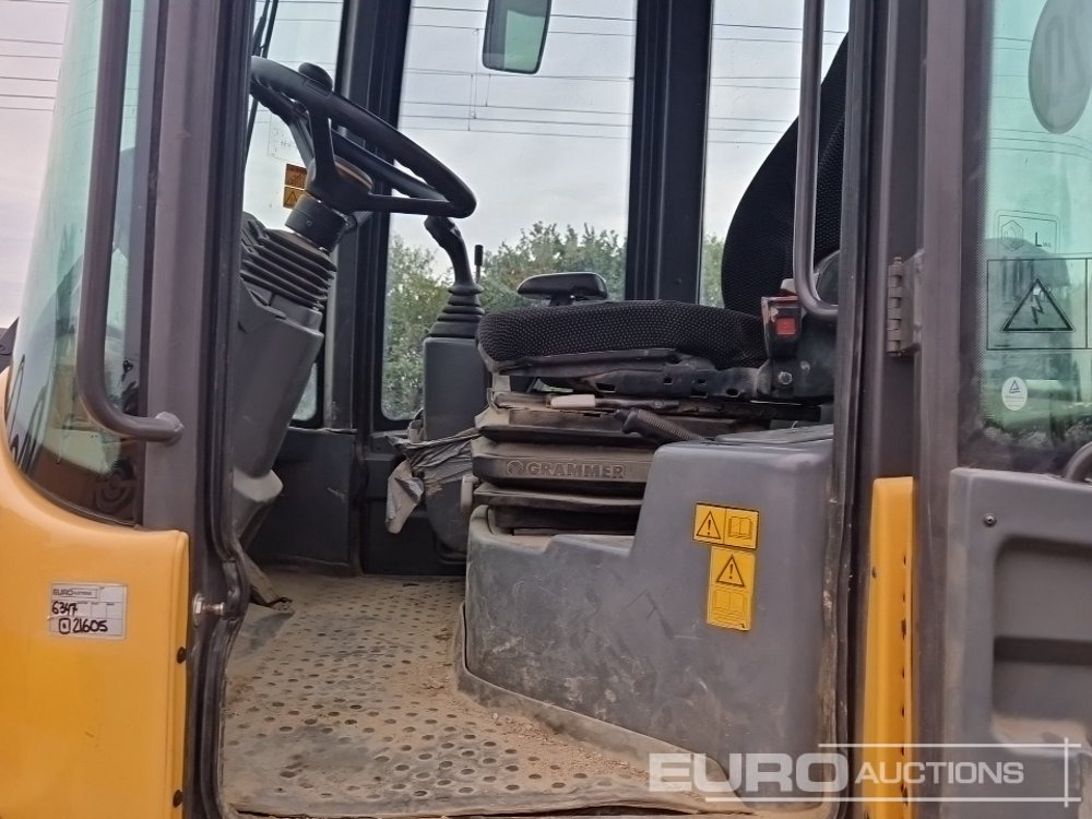 Chargeuse sur pneus 2017 Volvo L30G: photos 24