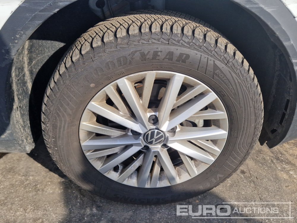 SUV 2024 Volkswagen T-Roc: photos 9 SUV 2024 Volkswagen T-Roc: photos 9