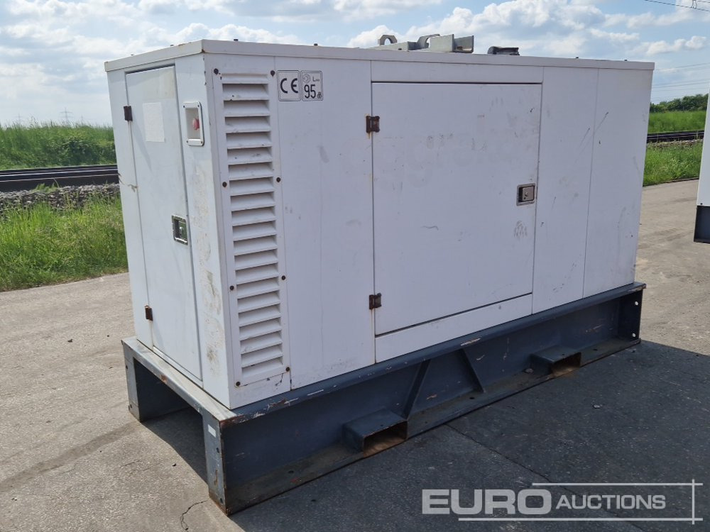Aggreko 60kVA Static Generator, Iveco Turbo Diesel Engine - Groupe électrogène: photos 1 Aggreko 60kVA Static Generator, Iveco Turbo Diesel Engine - Groupe électrogène: photos 1