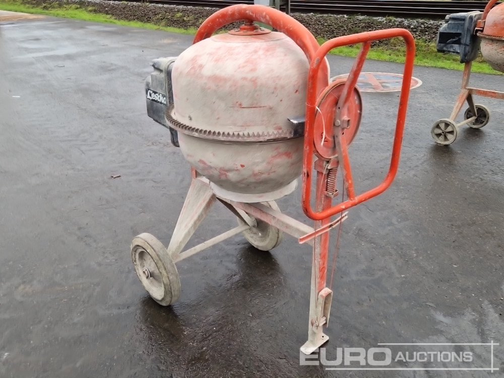 Cement Mixer - Bétonnière: photos 2 Cement Mixer - Bétonnière: photos 2