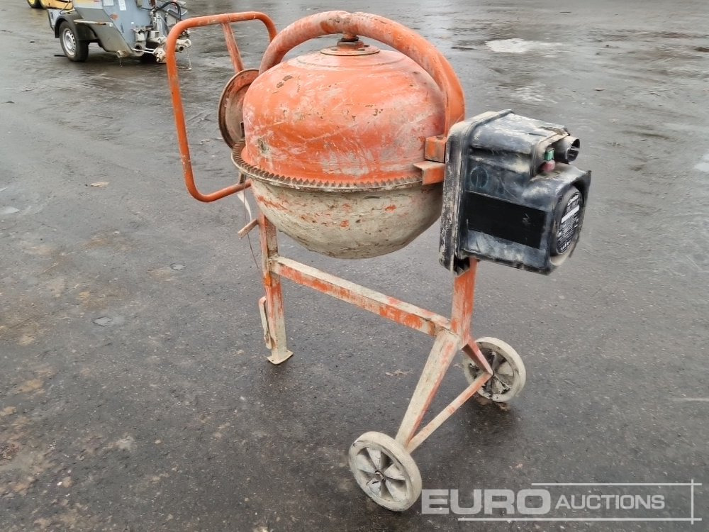 Cement Mixer - Bétonnière: photos 4 Cement Mixer - Bétonnière: photos 4