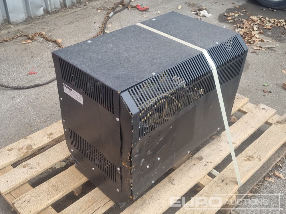 Conex 400V Battery Charger, 4.3kW - 50/60Hz - Matériel de chantier: photos 2 Conex 400V Battery Charger, 4.3kW - 50/60Hz - Matériel de chantier: photos 2