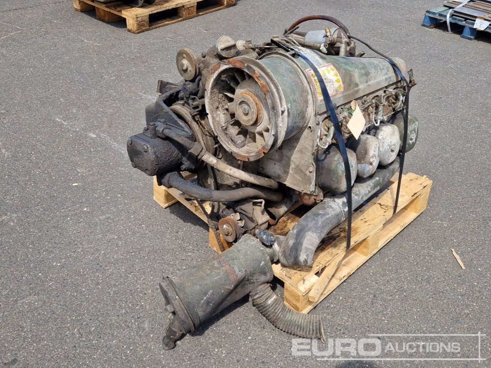Deutz F4L912 - Moteur: photos 3 Deutz F4L912 - Moteur: photos 3