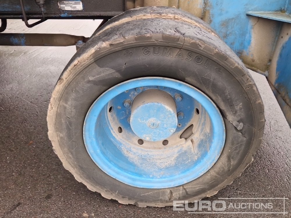 Fuchs F713.3 - Pelle sur pneus: photos 3 Fuchs F713.3 - Pelle sur pneus: photos 3