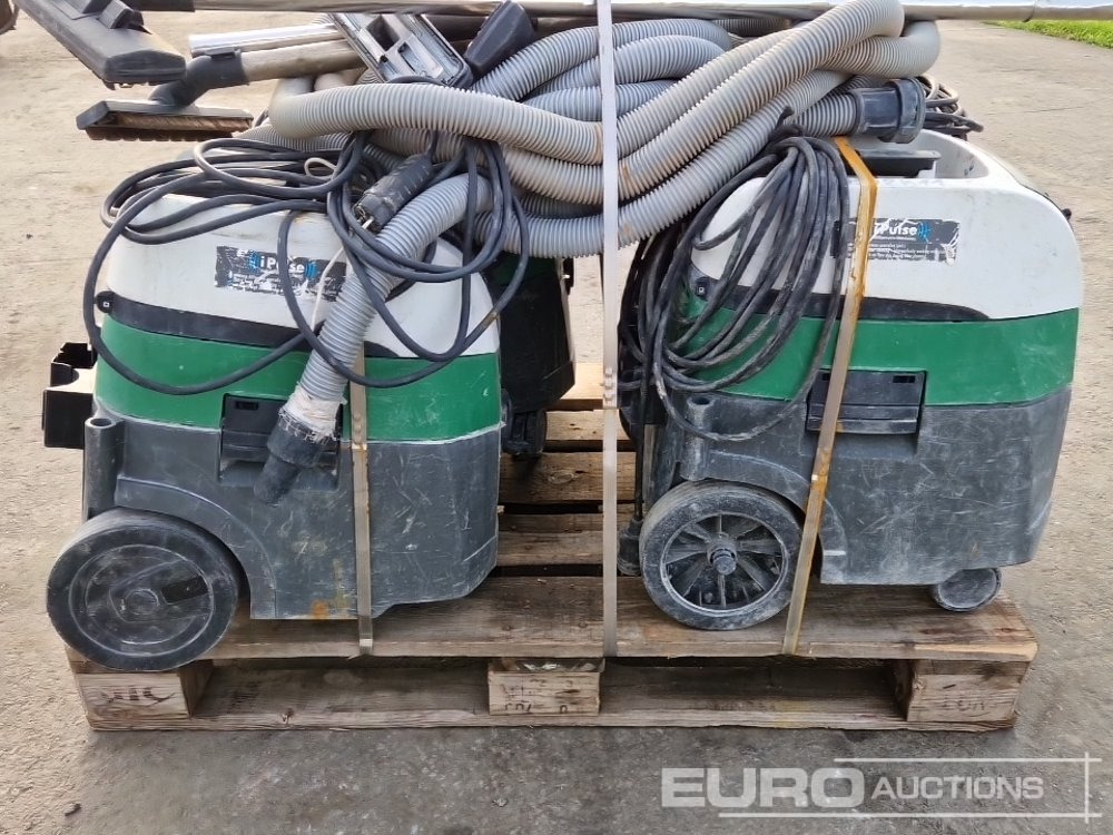 Hikoki RP50YDM Wet & Dry Vacuum Cleaner (4 of) - Matériel de chantier: photos 5 Hikoki RP50YDM Wet & Dry Vacuum Cleaner (4 of) - Matériel de chantier: photos 5