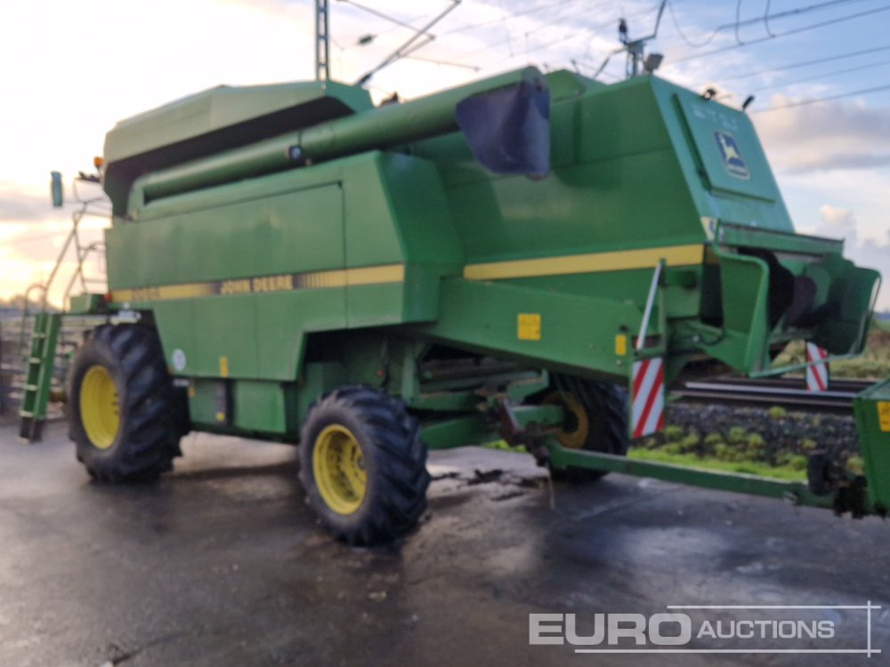 John Deere 2064 - Moissonneuse-batteuse: photos 4 John Deere 2064 - Moissonneuse-batteuse: photos 4