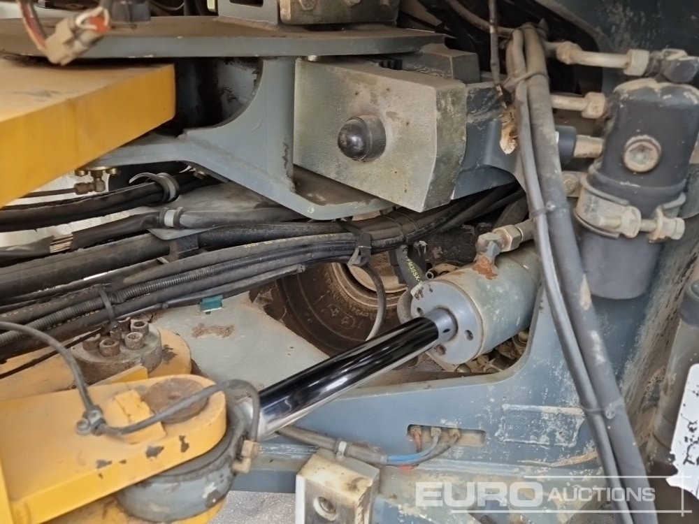 Chargeuse sur pneus Liebherr L538: photos 19