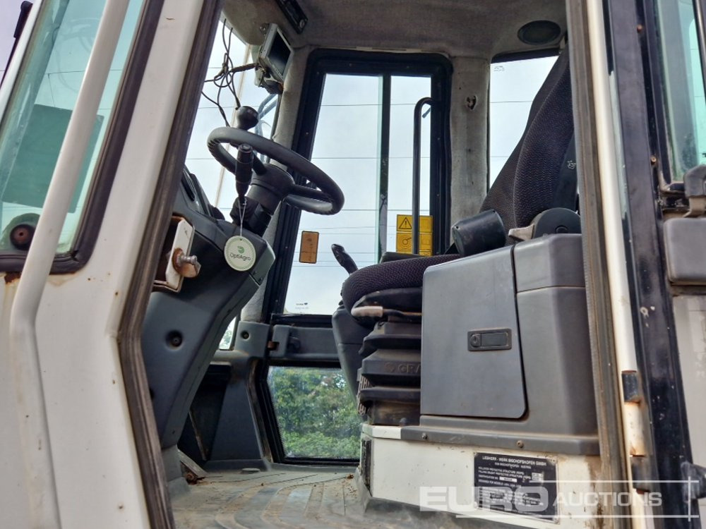 Chargeuse sur pneus Liebherr L538: photos 30