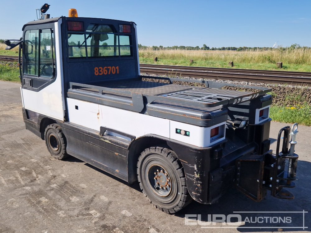 Linde P250 - Chariot tracteur: photos 3 Linde P250 - Chariot tracteur: photos 3