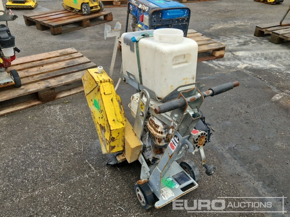 Lissmac FS13/3-B - Travaux routiers: photos 2 Lissmac FS13/3-B - Travaux routiers: photos 2