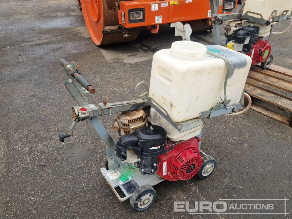 Lissmac FS13/3-B - Travaux routiers: photos 3 Lissmac FS13/3-B - Travaux routiers: photos 3