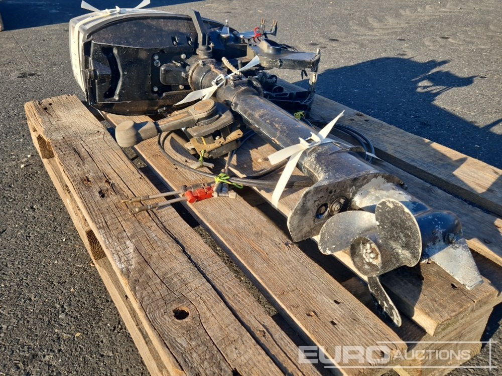 Mariner 5.0 Outboard Engine - Moteur: photos 5 Mariner 5.0 Outboard Engine - Moteur: photos 5