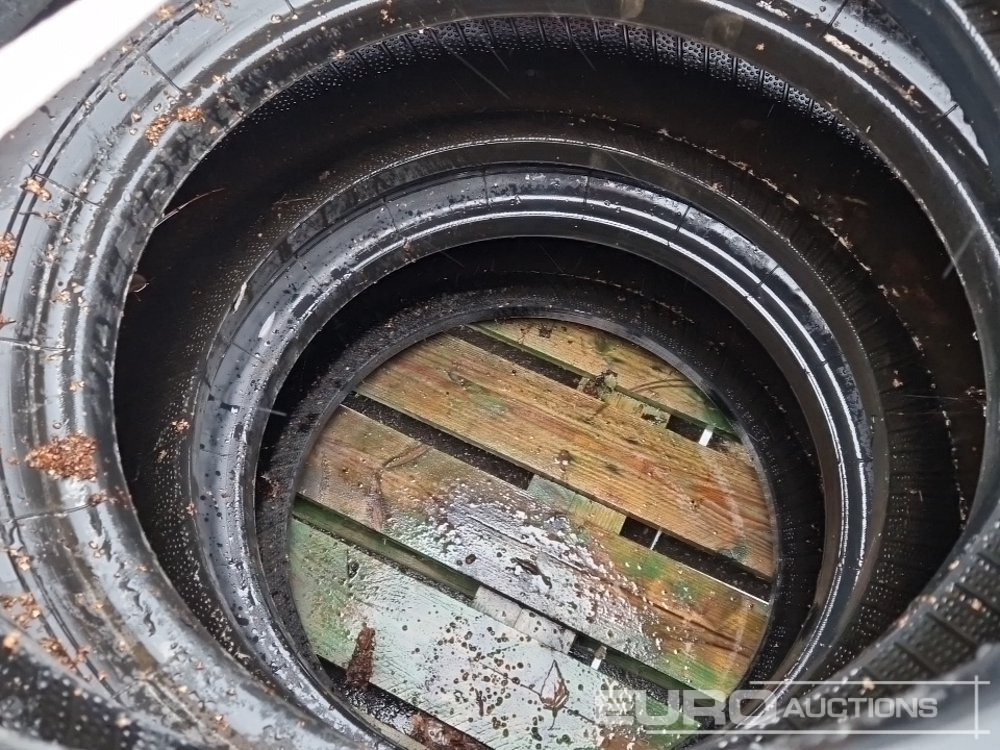 Mitas 15.5-25 Tyres (3 of) - Pneu: photos 5 Mitas 15.5-25 Tyres (3 of) - Pneu: photos 5