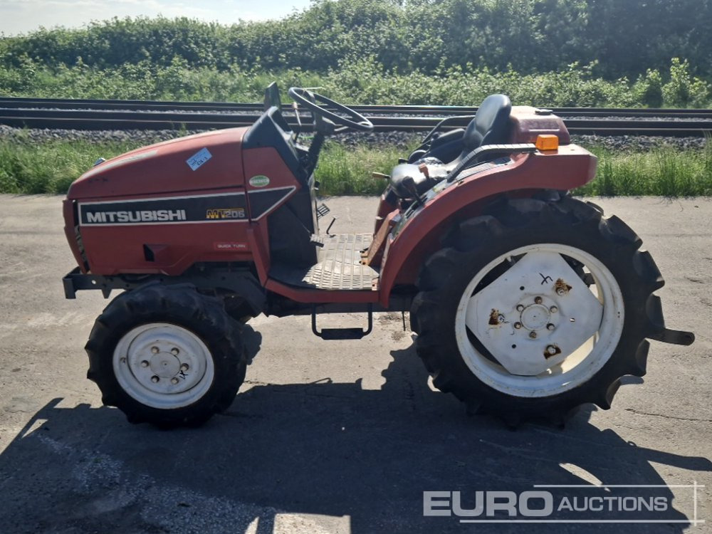 Mitsubishi MT205D - Micro tracteur: photos 2 Mitsubishi MT205D - Micro tracteur: photos 2