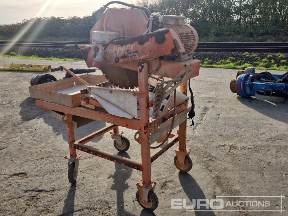 Norton Jumbo 651 Concrete Saw - Travaux routiers: photos 3 Norton Jumbo 651 Concrete Saw - Travaux routiers: photos 3