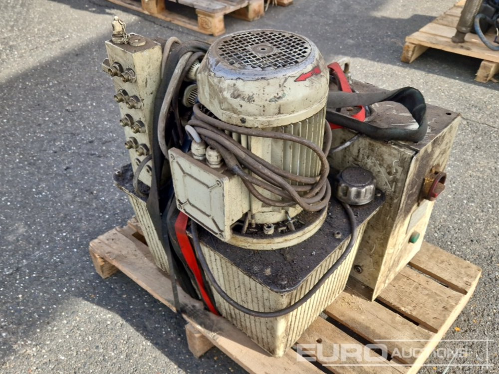Electric Motor with Hydraulic Pump - Pièces de rechange: photos 1 Electric Motor with Hydraulic Pump - Pièces de rechange: photos 1