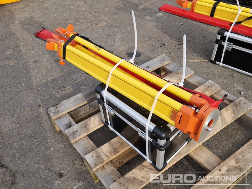 Unused 2025 SKLP Self-Leveling Rotary Laser Level with Batteries, Receiver, Tripod, Grade Rod - Équipement de garage: photos 1 Unused 2025 SKLP Self-Leveling Rotary Laser Level with Batteries, Receiver, Tripod, Grade Rod - Équipement de garage: photos 1