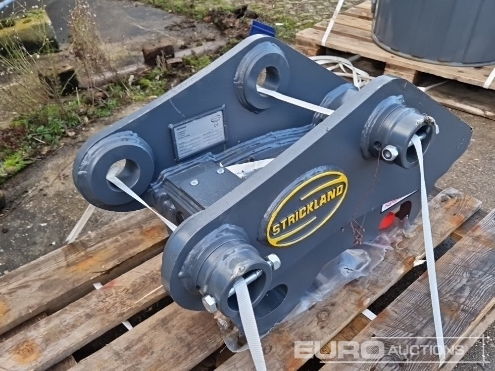 Unused Strickland S-Lock Coupler to suit Hitachi ZX130 - Attache rapide: photos 3 Unused Strickland S-Lock Coupler to suit Hitachi ZX130 - Attache rapide: photos 3