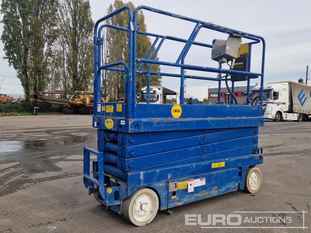 Up-Right Electric Scissor Lift - Nacelle: photos 4 Up-Right Electric Scissor Lift - Nacelle: photos 4