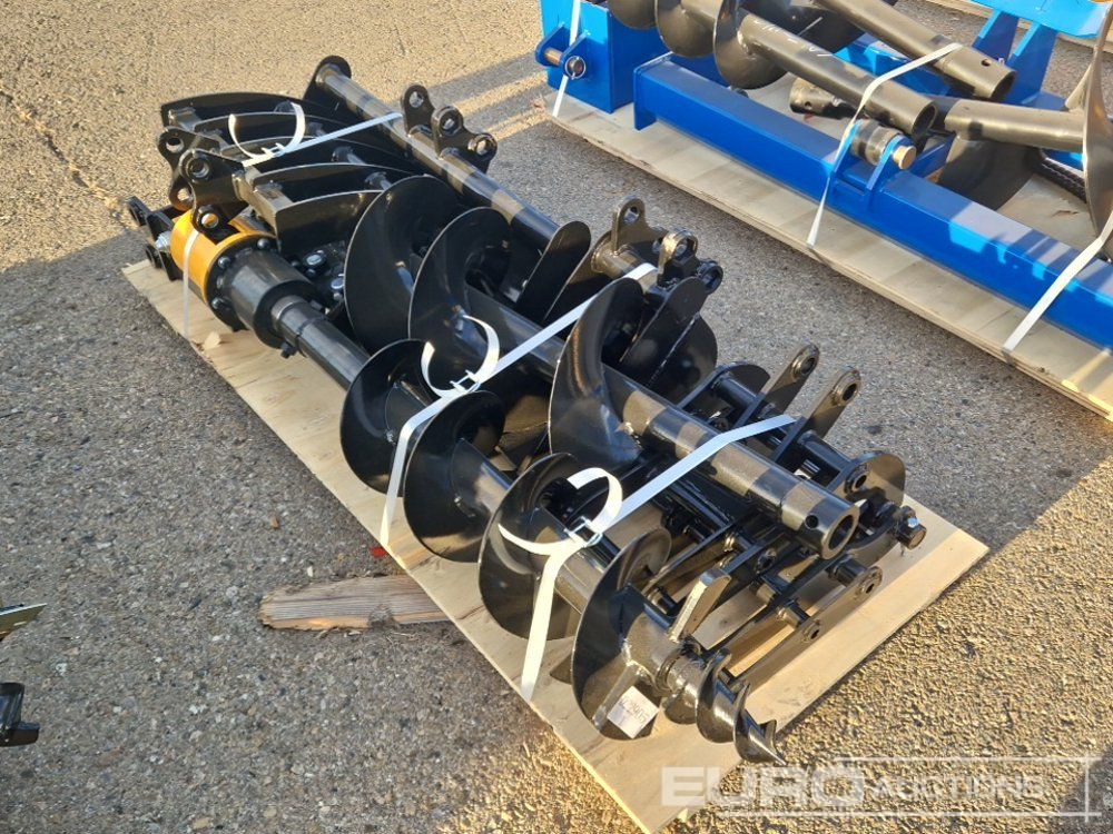 Unused 2025 Captok Qty (8 of) Rake, Ripper, Graber, 12" Auger, 16" Auger, 8" Narrow Bucket, 24" Bucket, 32" Bucket to suit Excavator - Accessoire pour Pelle: photos 1 Unused 2025 Captok Qty (8 of) Rake, Ripper, Graber, 12" Auger, 16" Auger, 8" Narrow Bucket, 24" Bucket, 32" Bucket to suit Excavator - Accessoire pour Pelle: photos 1